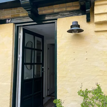 Adventurous Backhouse Centrally Located In Odense