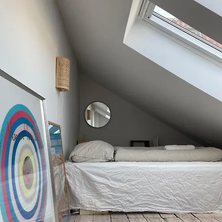 Adventurous Backhouse Centrally Located In Appartamento Odense