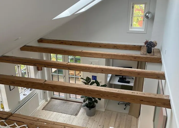 Adventurous Backhouse Centrally Located In