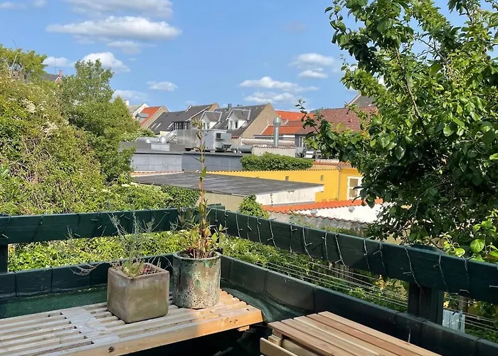 Apartamento Adventurous Backhouse Centrally Located In